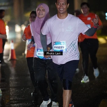 Runner Photo 7654574