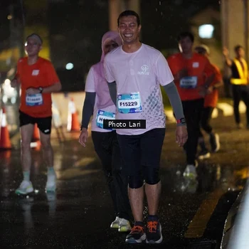 Runner Photo 7654579