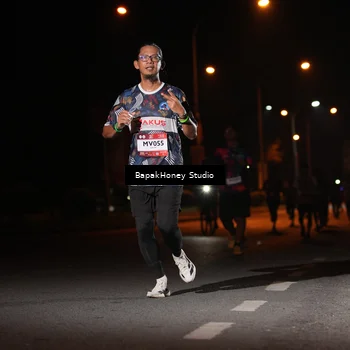 Runner Photo 7654581