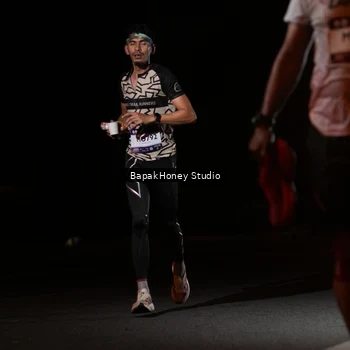 Runner Photo 7654595