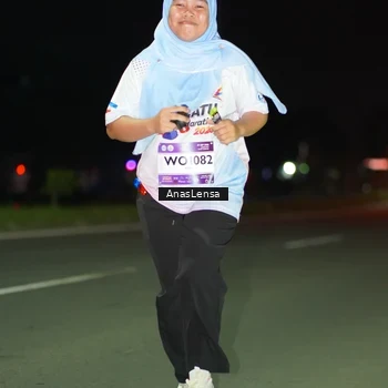 Runner Photo 7654598
