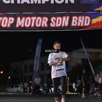 Runner Photo 7654614