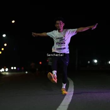 Runner Photo 7654618