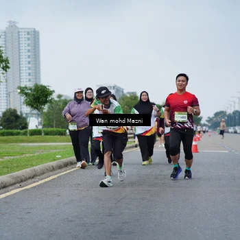 Runner Photo 7654619