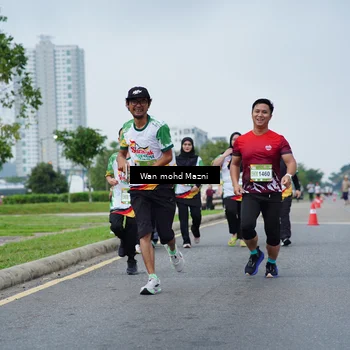 Runner Photo 7654629