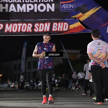 Runner Photo 7654684
