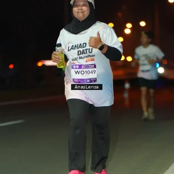 Runner Photo 7654692