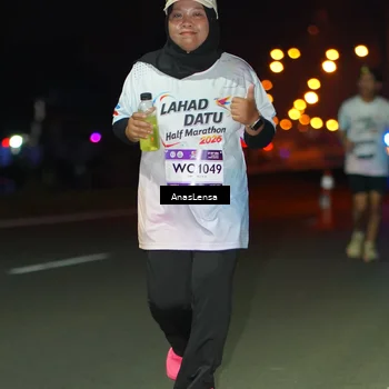 Runner Photo 7654699
