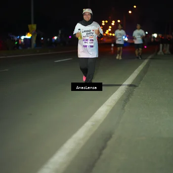 Runner Photo 7654704