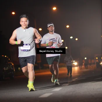 Runner Photo 7654724