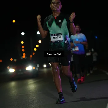 Runner Photo 7654734