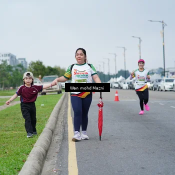 Runner Photo 7654738