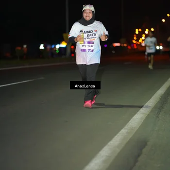 Runner Photo 7654757