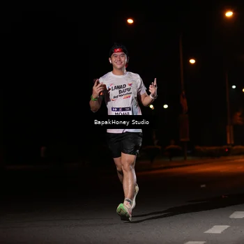 Runner Photo 7654767