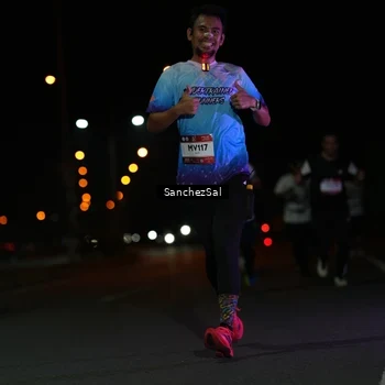 Runner Photo 7654782