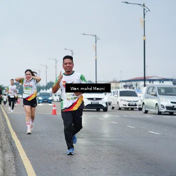 Runner Photo 7654791
