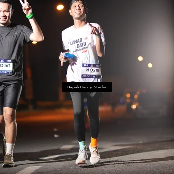 Runner Photo 7654799