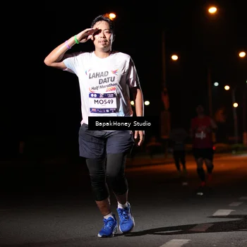 Runner Photo 7654818
