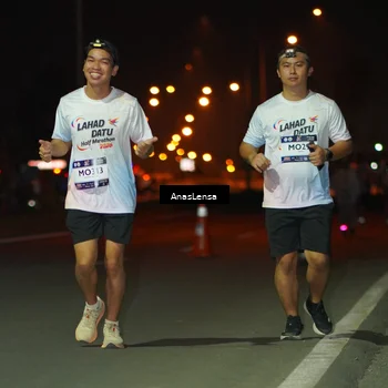 Runner Photo 7654825