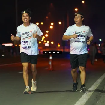 Runner Photo 7654829