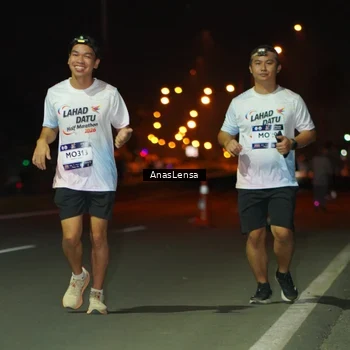 Runner Photo 7654834