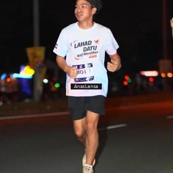 Runner Photo 7654848
