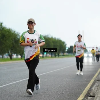 Runner Photo 7654853