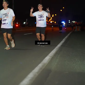 Runner Photo 7654858
