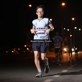 Runner Photo 7654869