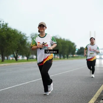 Runner Photo 7654872