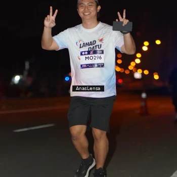 Runner Photo 7654873