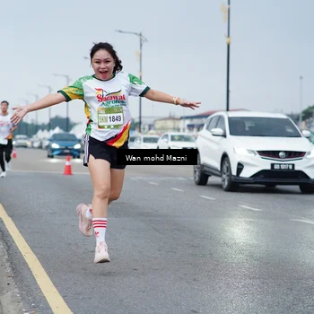 Runner Photo 7654879
