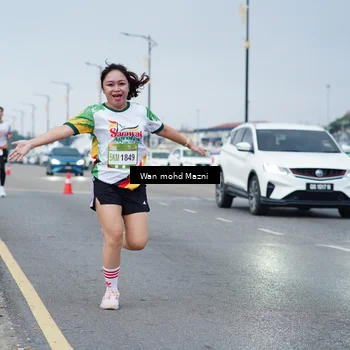 Runner Photo 7654881