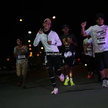 Runner Photo 7654908