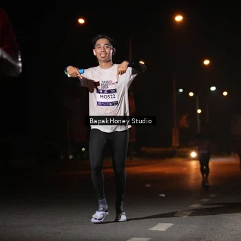 Runner Photo 7654916