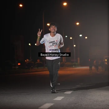 Runner Photo 7654919