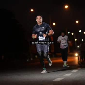 Runner Photo 7654924