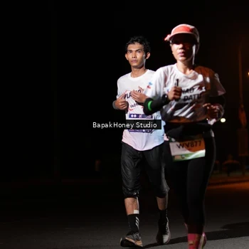Runner Photo 7654925