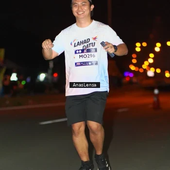 Runner Photo 7654926