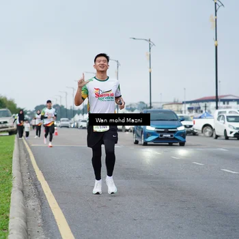 Runner Photo 7654932
