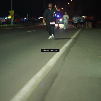 Runner Photo 7654938