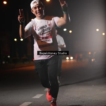 Runner Photo 7654976