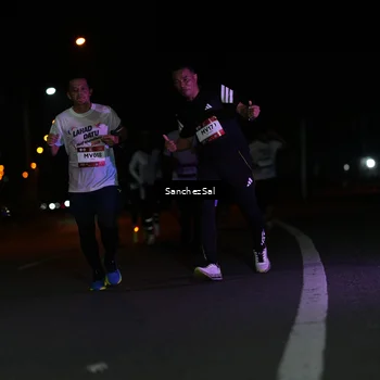 Runner Photo 7654977