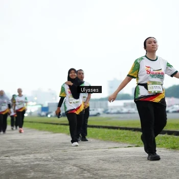 Runner Photo 7654981
