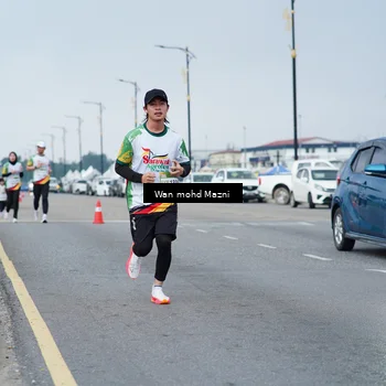 Runner Photo 7654991