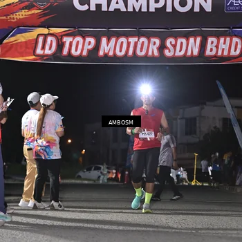 Runner Photo 7654995