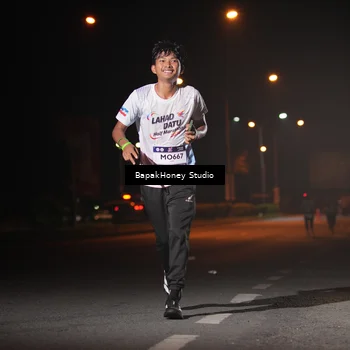 Runner Photo 7655016