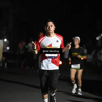 Runner Photo 7655019