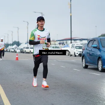 Runner Photo 7655054