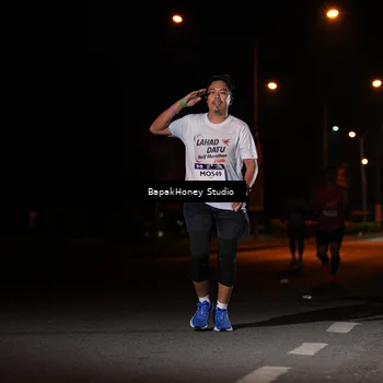 Runner Photo 7655074